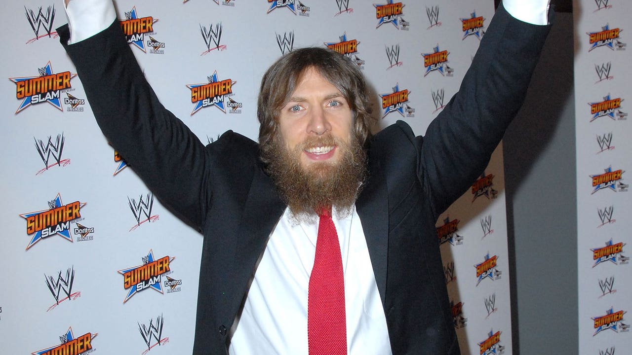 WWE superstar Bryan plays game-show host at Memphis children's hospital